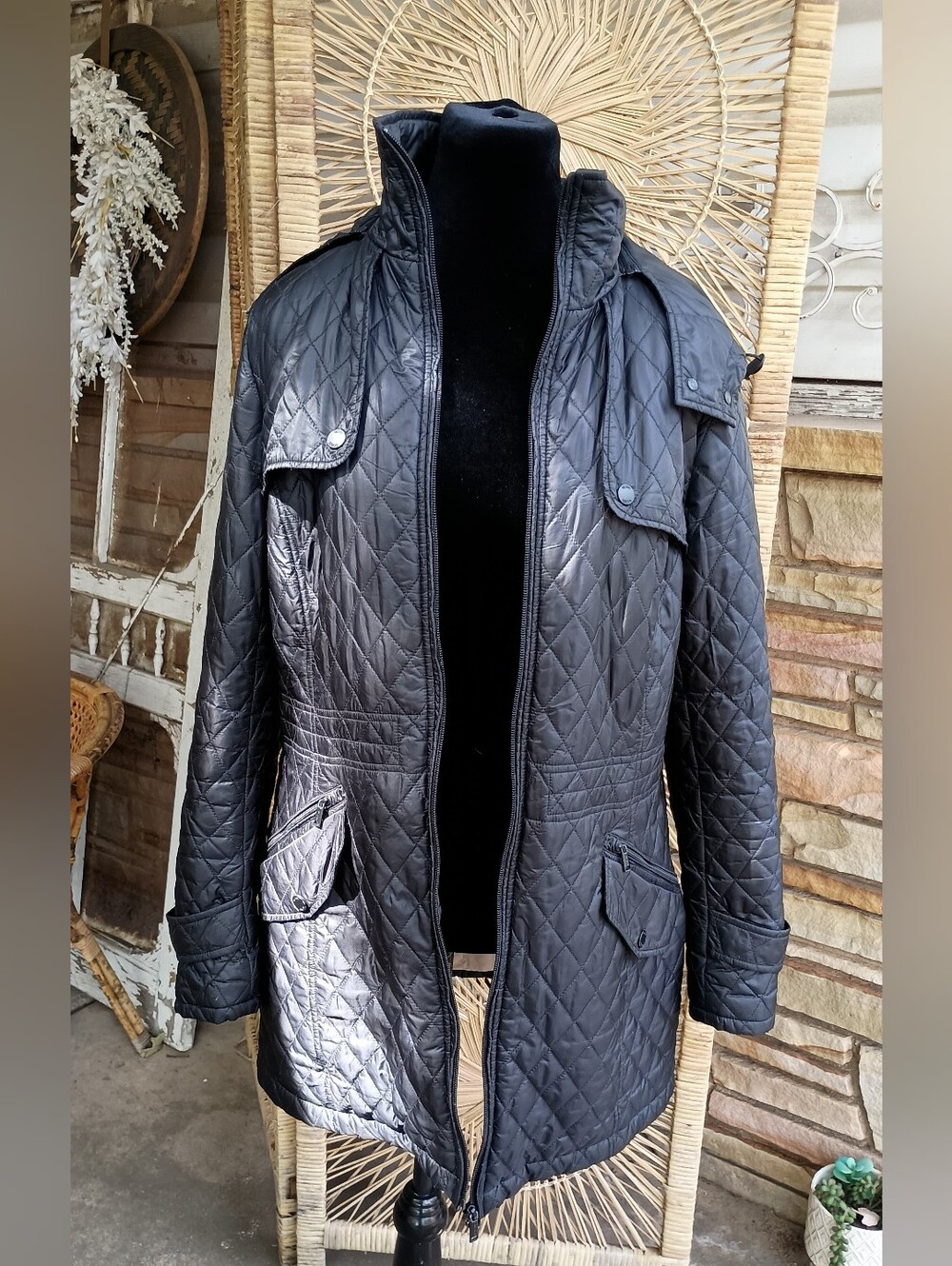 Tumi Quilted Black Women's Jacket - Classic Lightweight Coat_M